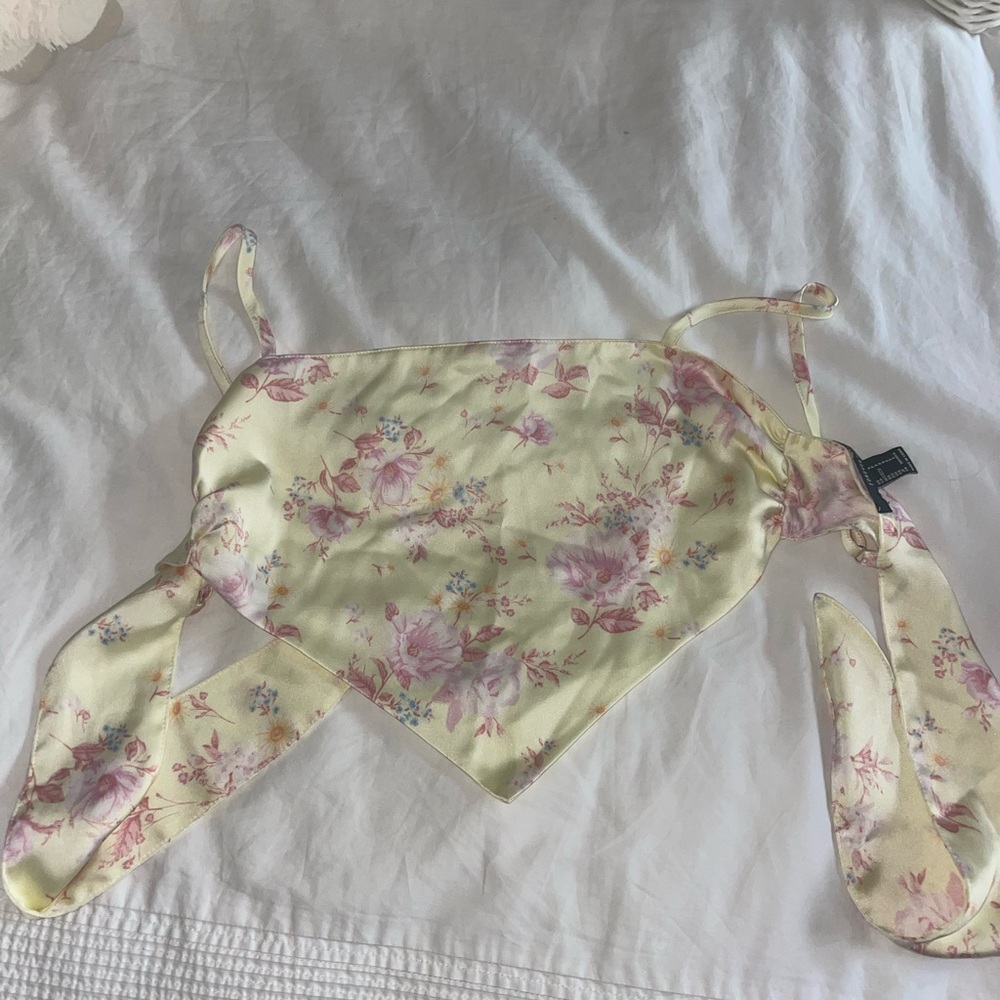 Forever 21 girly bandana top